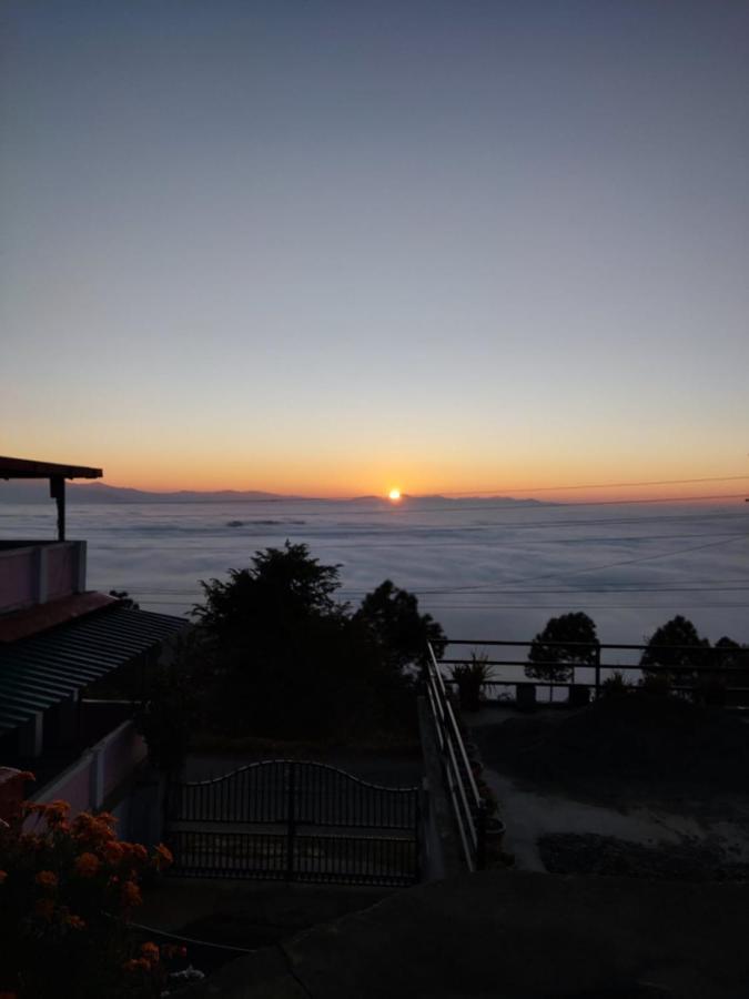 The Heavens Apartment Almora Bagian luar foto